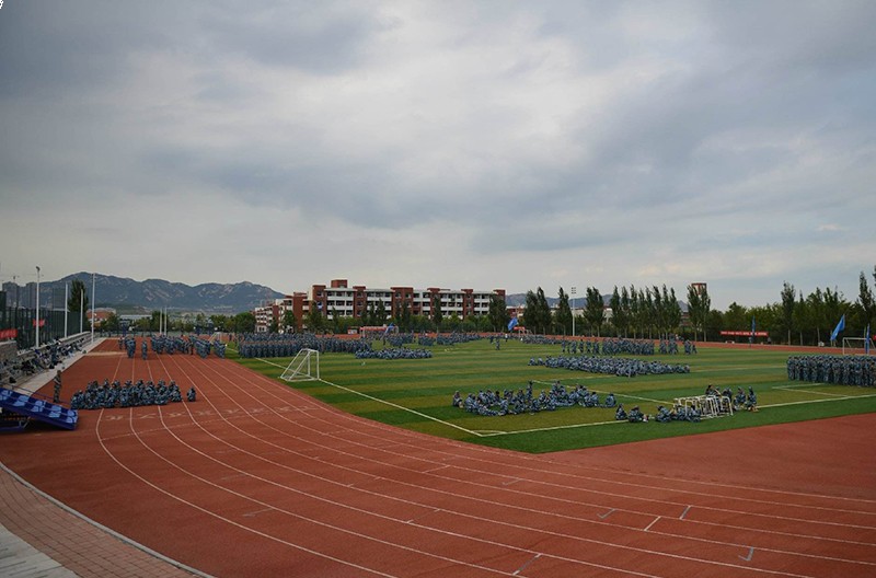 山東科技大學操場風景