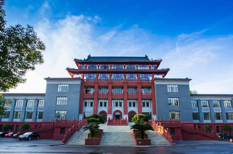 四川大学建筑四川大学校门四川大学校园风采4四川大学校园风采5