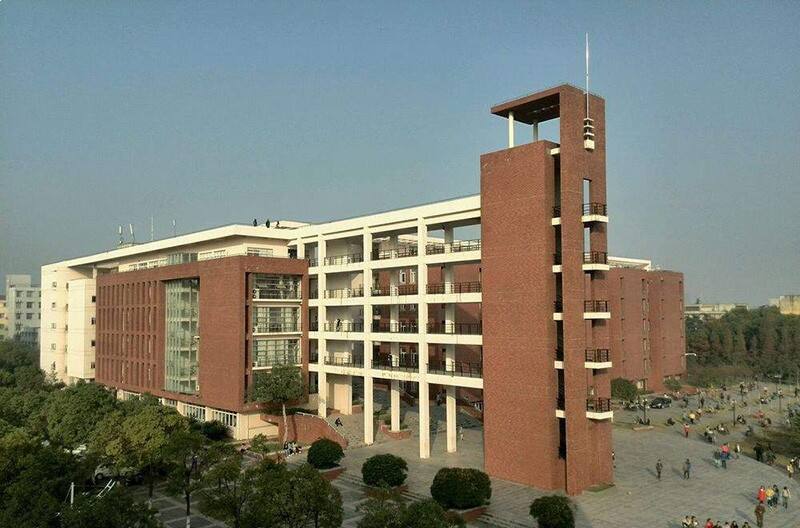 长江大学教学楼