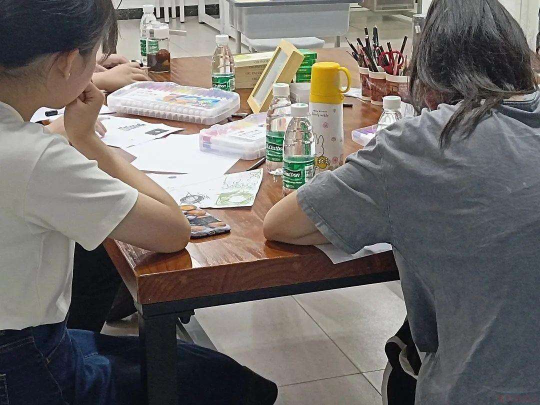 精彩回顾 | 国际艺术创思工坊&mdash;抽象表现主义课堂圆满结束！