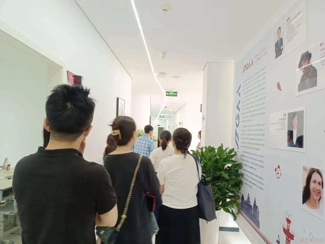 精彩回顾 | 国际艺术创思工坊&mdash;抽象表现主义课堂圆满结束！