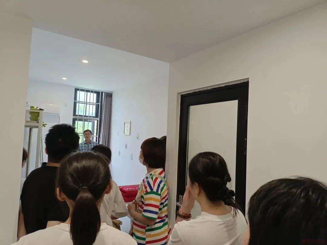 精彩回顾 | 国际艺术创思工坊&mdash;抽象表现主义课堂圆满结束！