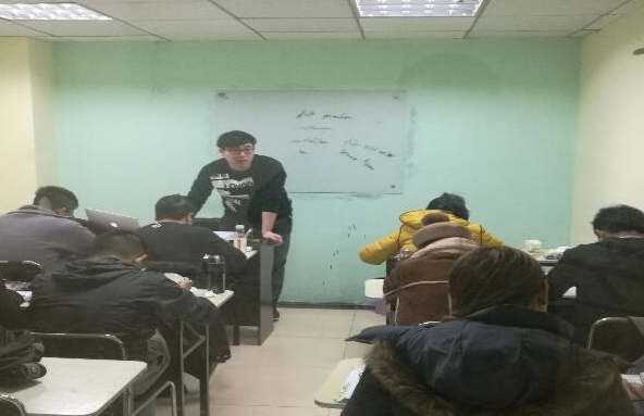 武汉欧亚外语学校环境
