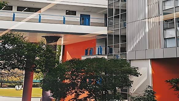 上外贤达贤德国际课程中心加拿大课程