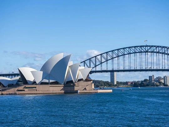 澳洲八大名校作为澳大利亚高等教育的标杆，凭借优质的教学资源、顶尖的科研实力和全球认可的学历，一直是留学生的热门选择。本文结合2026年最新信息，为大家详细梳理澳洲八大的录取率、申请难度、优势专业及学费情况，为准备澳洲留学申请提供精准参考。